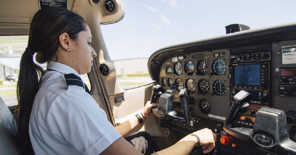 REASONS FOR LEARNING AVIATION COURSES ONLINE