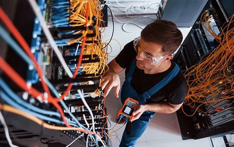 Reap the Benefits of Utilizing Network Wiring Services